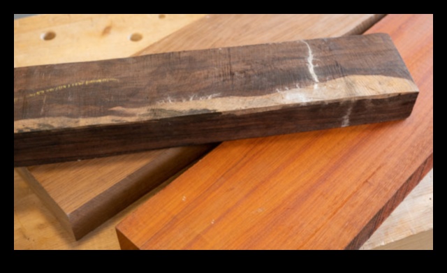 Lucrul cu păduri exotice Un ghid pentru lucrătorii lemnului 4 Prelucrarea lemnului cu lemne exotice: creați piese unice și vibrante