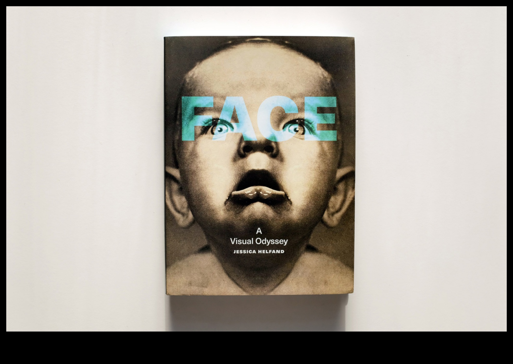 Odiseea vizuală: Navigarea în lumea artei grafice